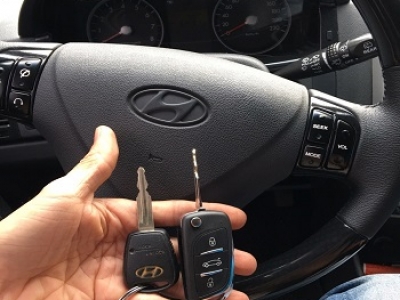 Sửa khóa, lắp khóa xe Hyundai giá thành phải chăng 